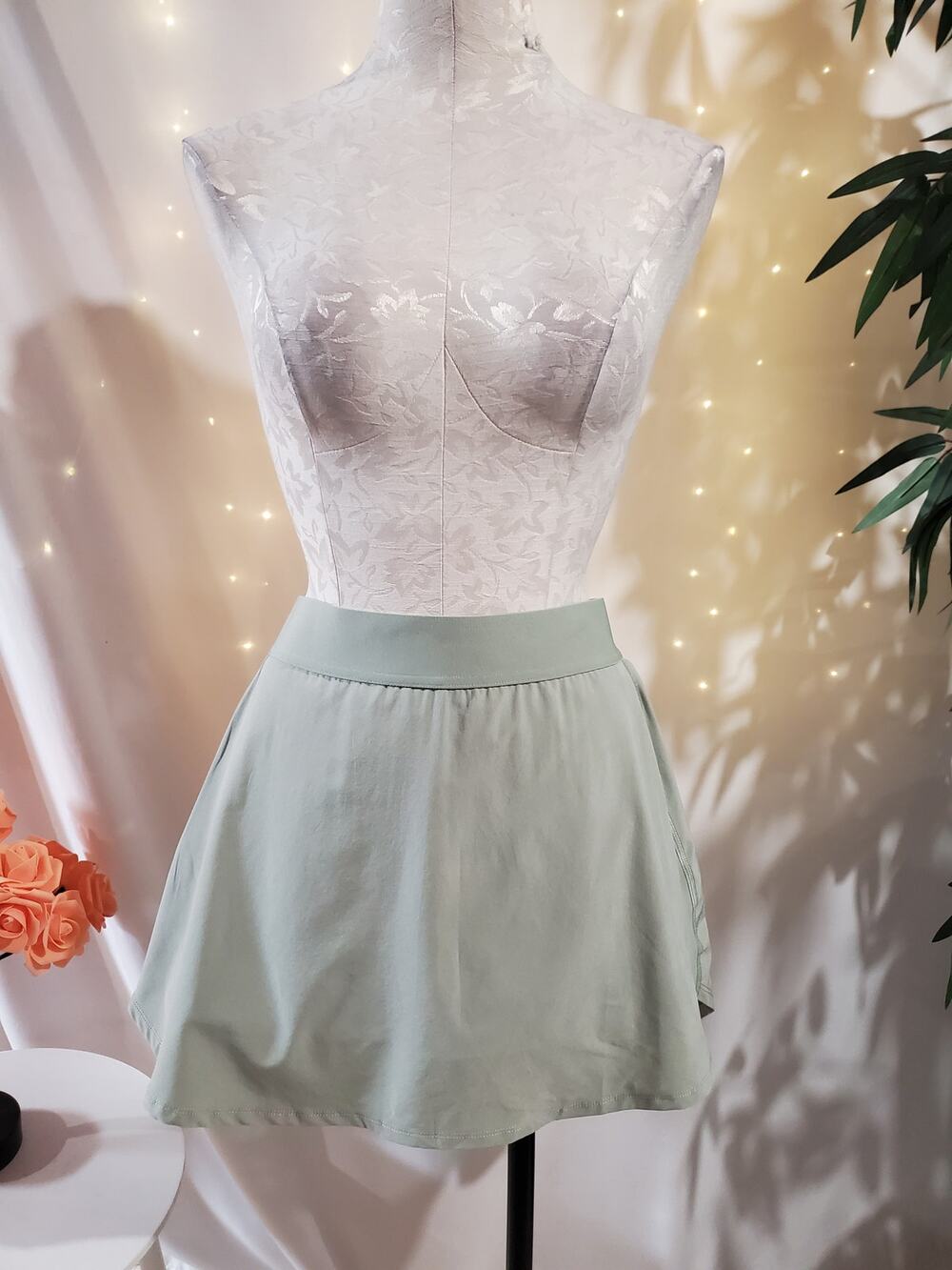 TnAction Aritzia TnaMOVE Micro Tennis Rally Skirt Skort Womens 2XL Sage Green